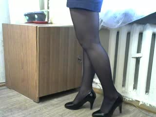 liza020315  lacroix  showing boobs in the office